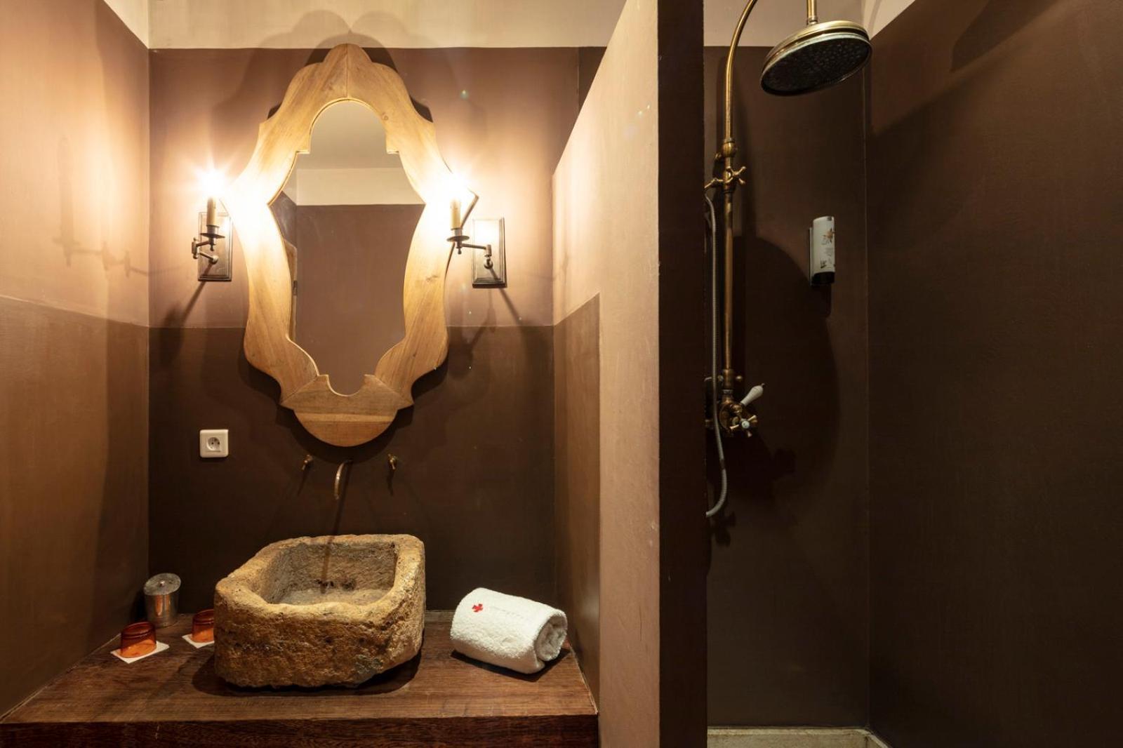 Commanderie De Peyrassol Bed & Breakfast Flassans-sur-Issole Ngoại thất bức ảnh